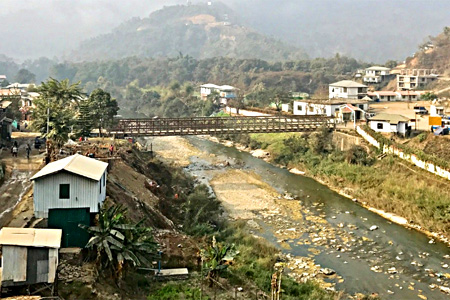 The rustic India-Myanmar border starts closing off